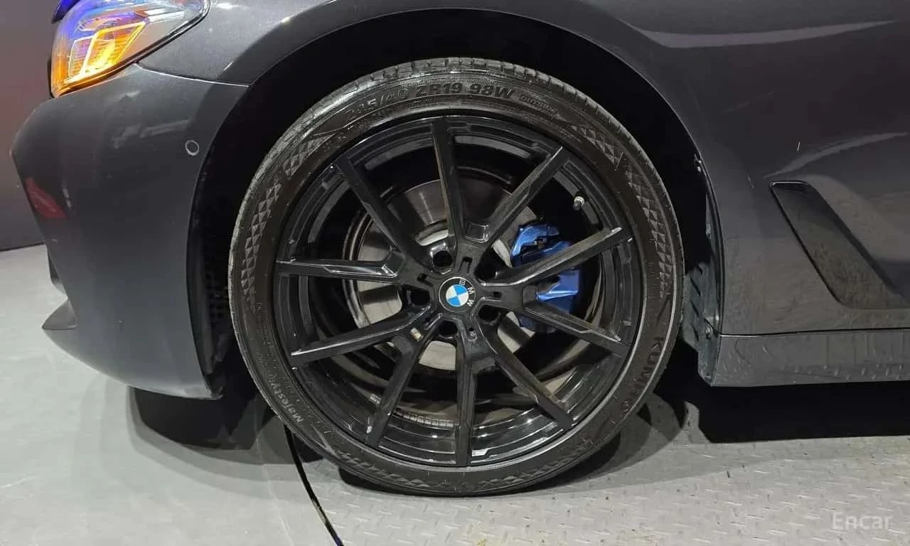 BMW 520, снимка 5 - Автомобили и джипове - 56685581