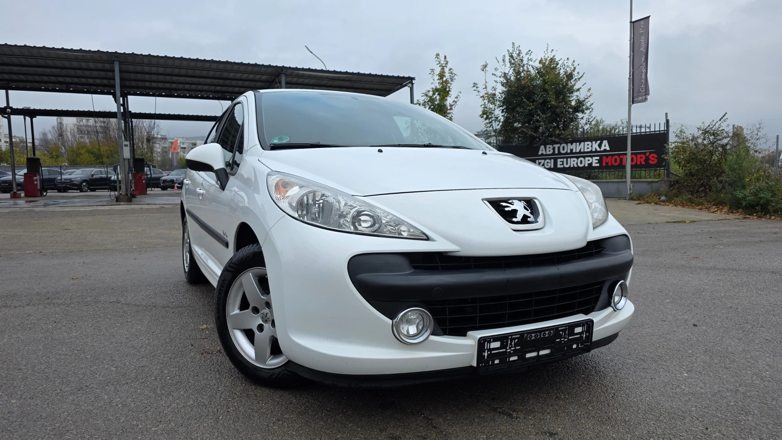 Peugeot 207 КАТО НОВА, снимка 3 - Автомобили и джипове - 56714427