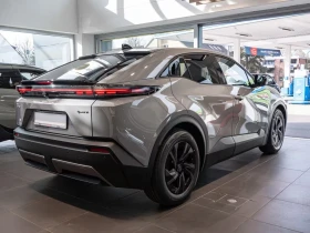 Toyota C-HR Team player Winter pack blind spot ACC, снимка 3