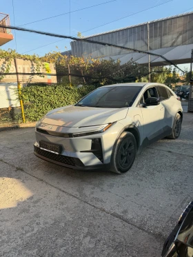 Toyota C-HR + 4x2 Pulse Winter pack blind spot ACC, снимка 17