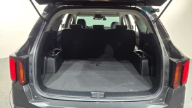 Kia Sorento 2.5 T* 4WD* PRESTIGE* 360* HEAD UP* ОБДУХВ* ПОДГРЕ, снимка 16