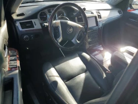 Cadillac Escalade ESV PREMIUM* 4x4* СТАВА НА ГАЗ - 24500 лв. - 25140266 | Car24.bg