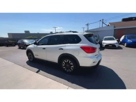 Nissan Pathfinder * SL ROCK CREEK AWD | 7 PASS | HTD LEATHER | PANO  - 21300 € / 41659.18 лв. - 77106282 6