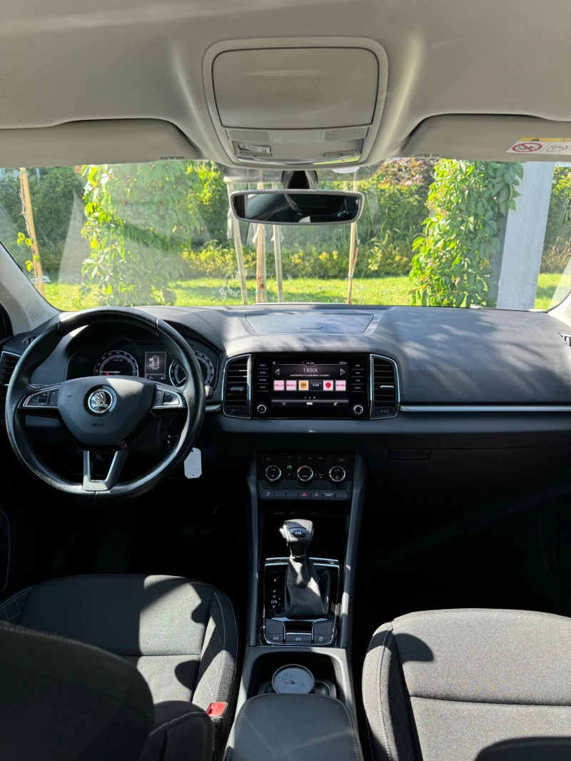 Skoda Karoq DSG Full LED Navi CarPlay , снимка 12 - Автомобили и джипове - 46540082