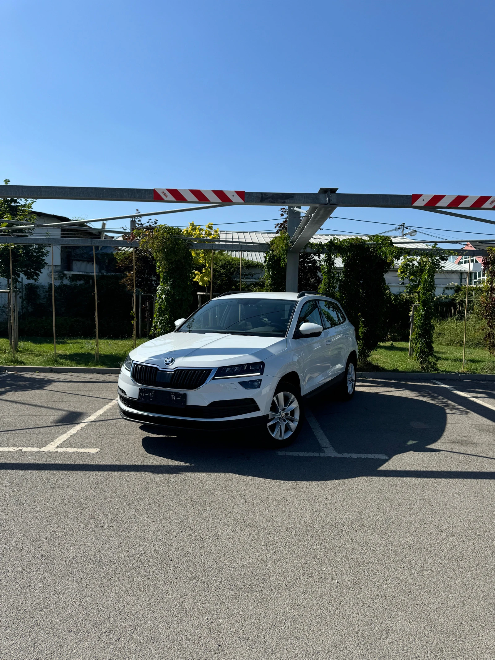 Skoda Karoq DSG Full LED Navi CarPlay  - [1] 