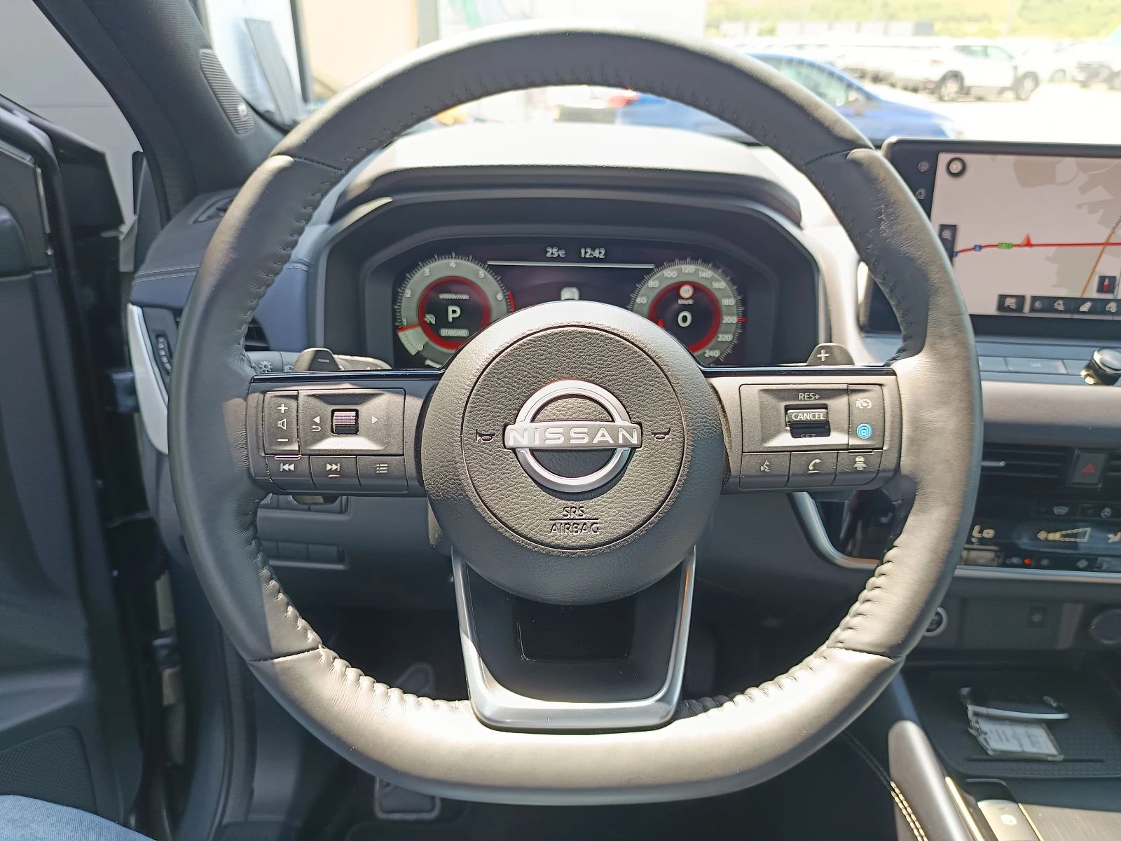 Nissan Qashqai 1.3DIG-T CVT/160к.с. - изображение 8
