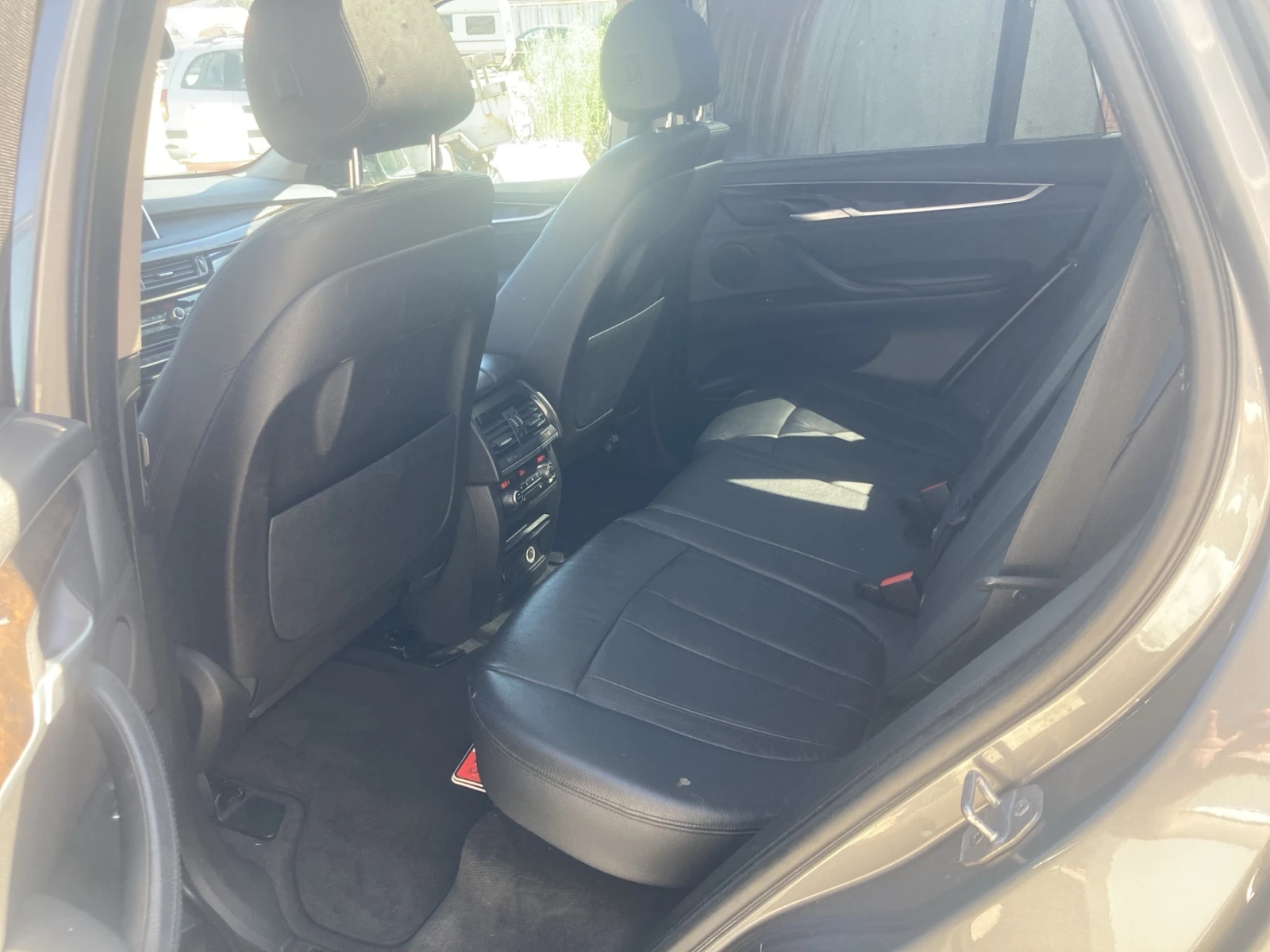 BMW X5 3.5i x-Drive - изображение 10