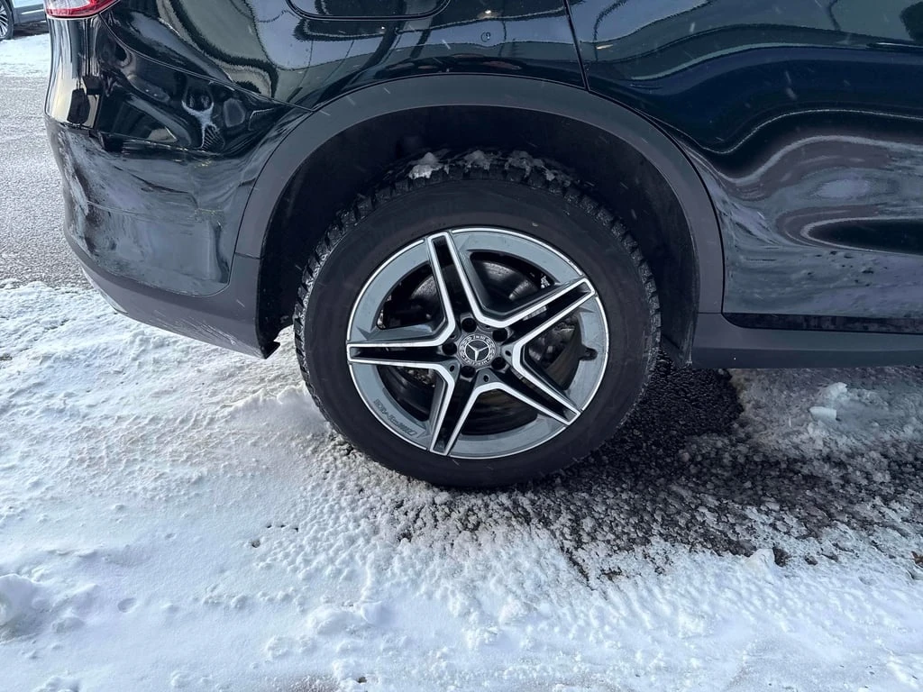 Mercedes-Benz GLC 300 2022 * CARFAX * БЕЗ ПЪРВОНАЧАЛНА ВНОСКА - изображение 6