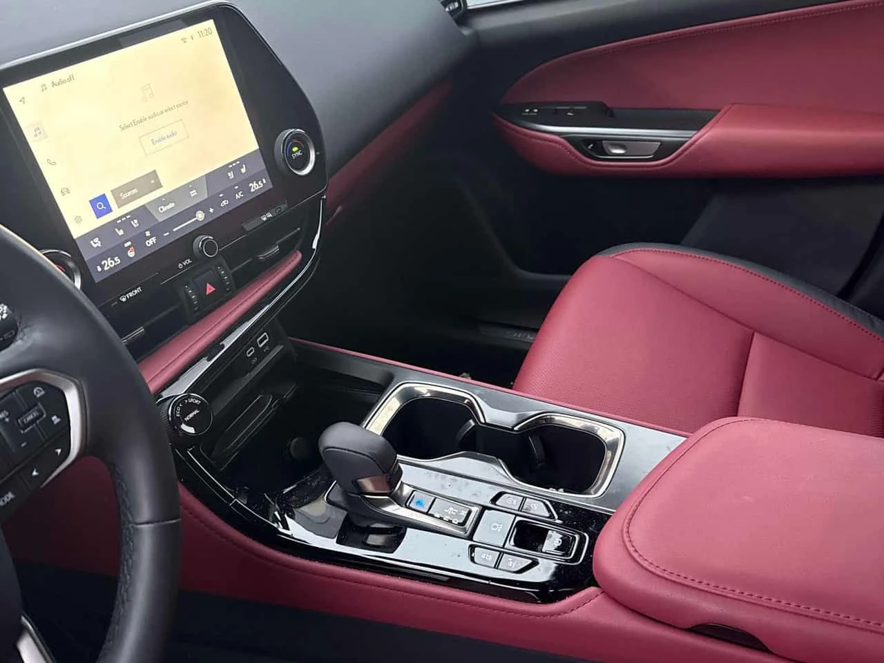 Lexus NX 350  CARFAX, снимка 13 - Автомобили и джипове - 53766929