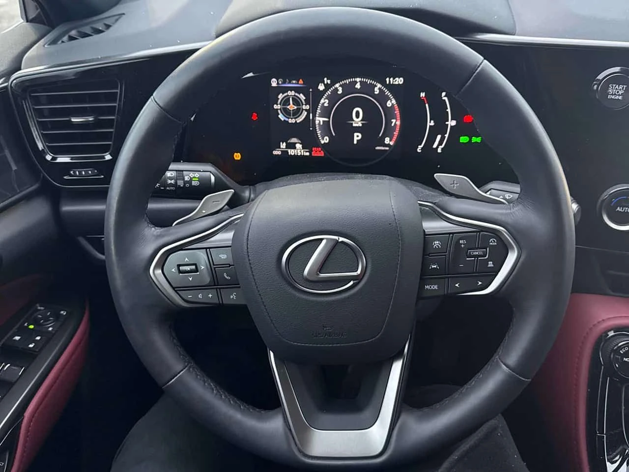 Lexus NX 350  CARFAX, снимка 14 - Автомобили и джипове - 53766929