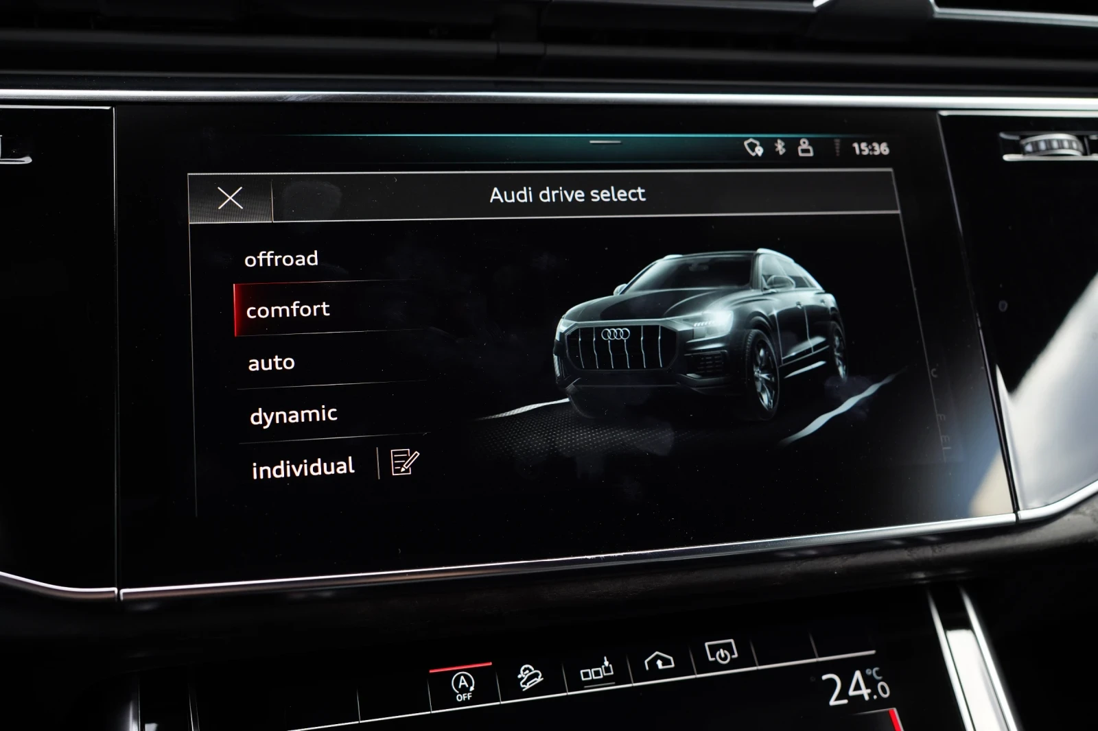 Audi Q8 55 TFSI S-line Black Optic /360/ 108хил км/ , снимка 16 - Автомобили и джипове - 53934454