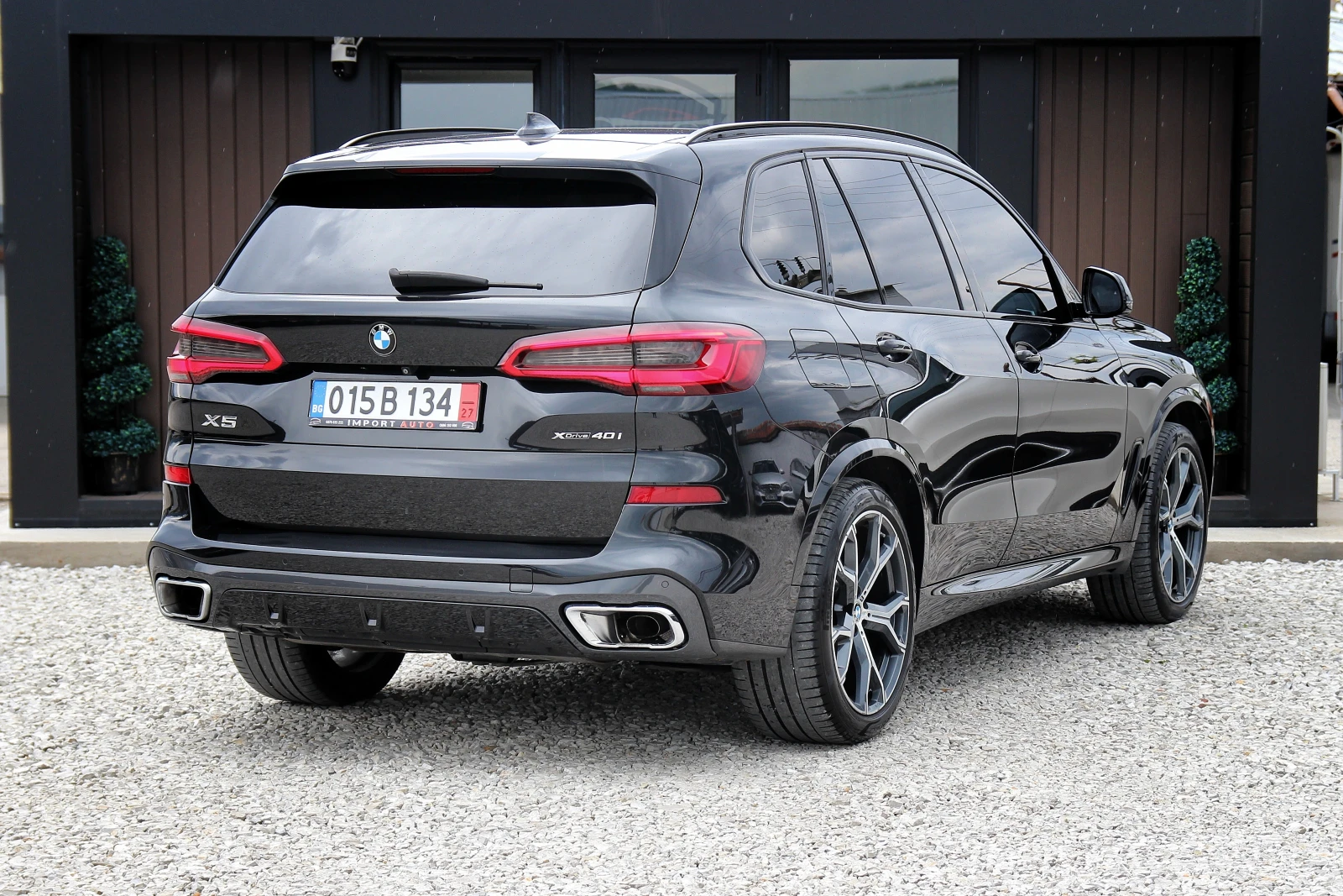 BMW X5 4.0XI* M-SPORT* LASER, снимка 6 - Автомобили и джипове - 54456051
