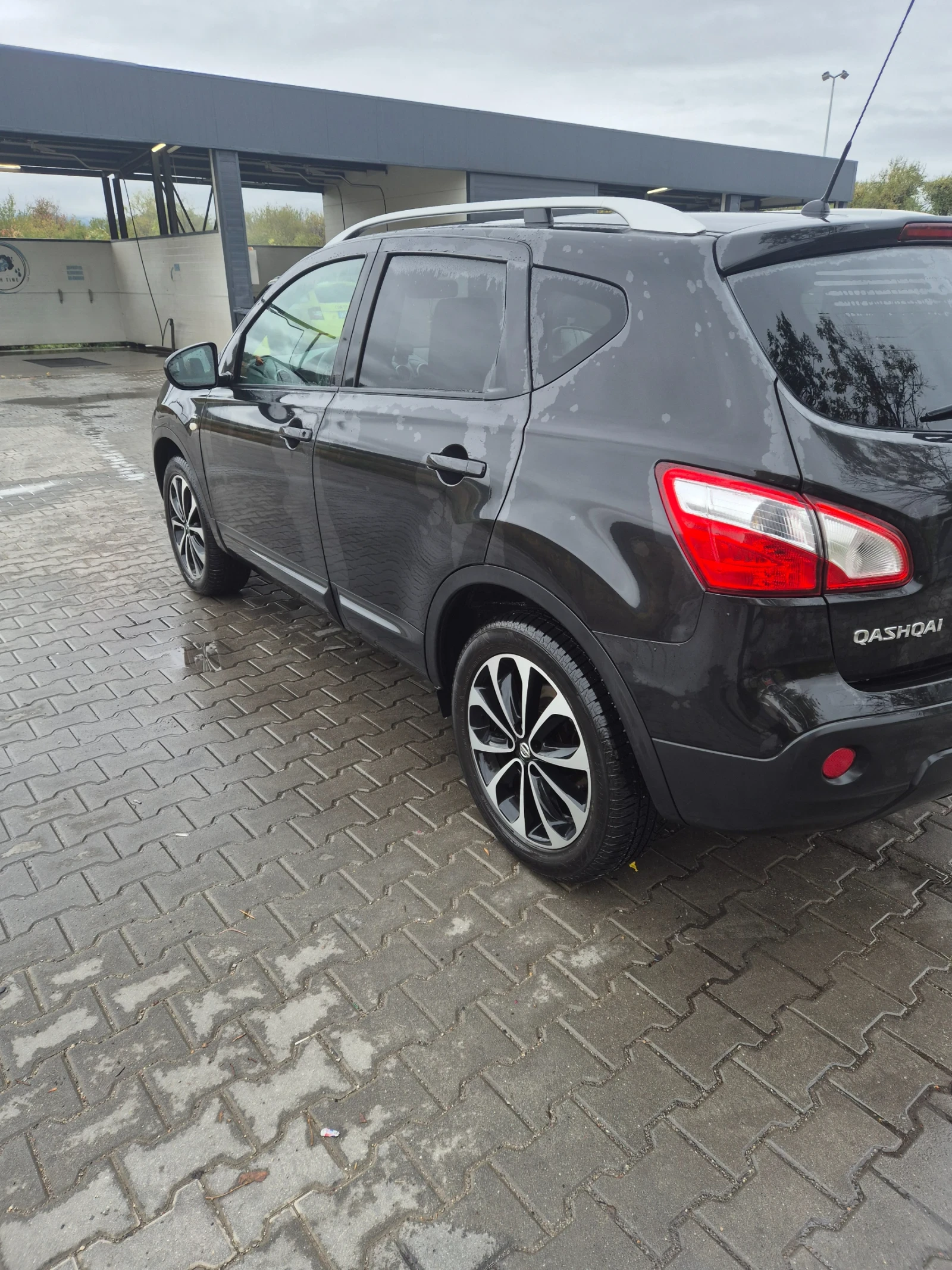 Nissan Qashqai, снимка 4 - Автомобили и джипове - 54755427