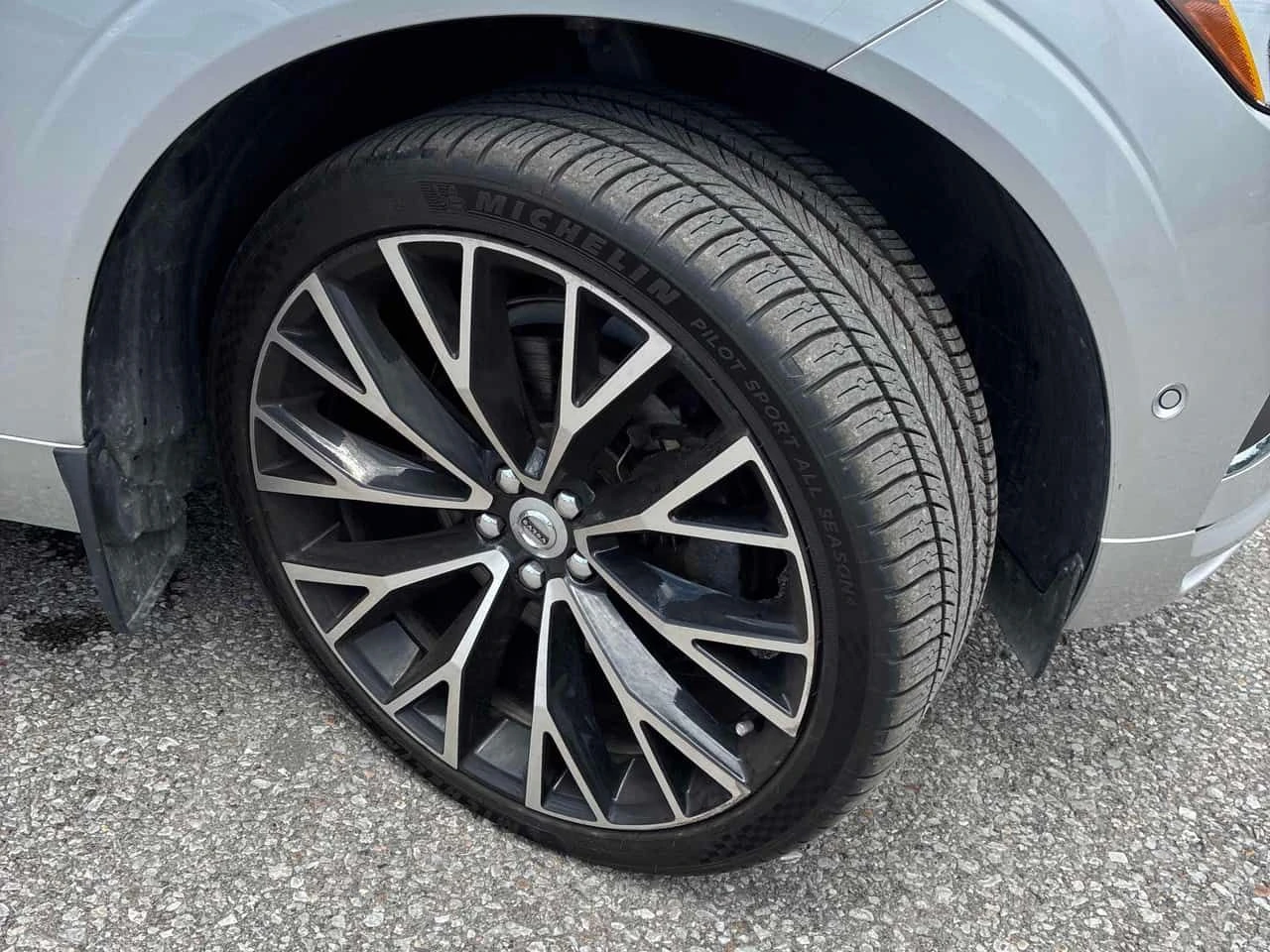 Volvo XC60 Inscription/CARFAX/ФИНАНСИРАНЕ, снимка 7 - Автомобили и джипове - 54974159