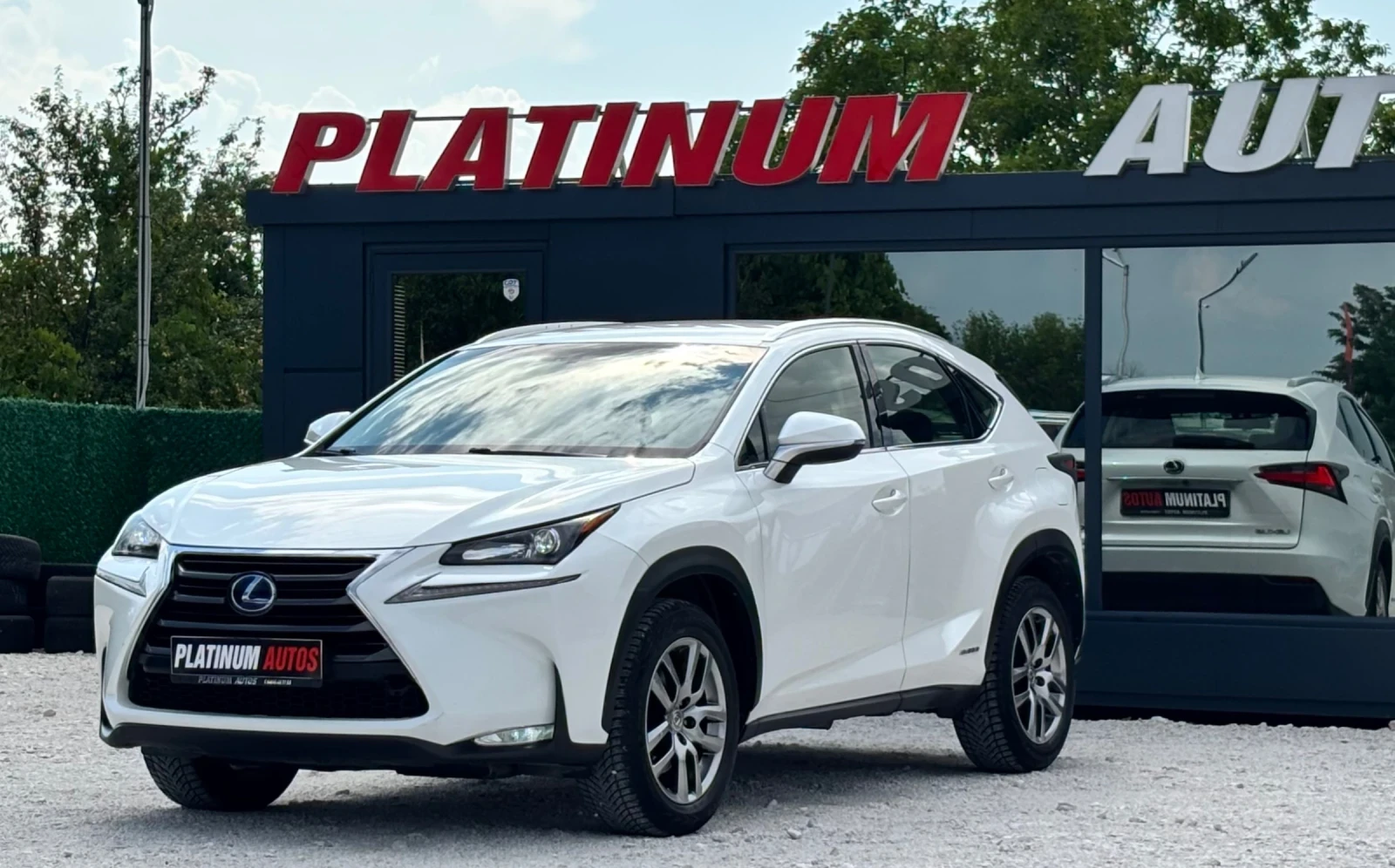 Lexus NX 300h 2.5 HYBRID/4Х4/NAVI/ПЕРЛА/КАМЕРА , снимка 3 - Автомобили и джипове - 55153547