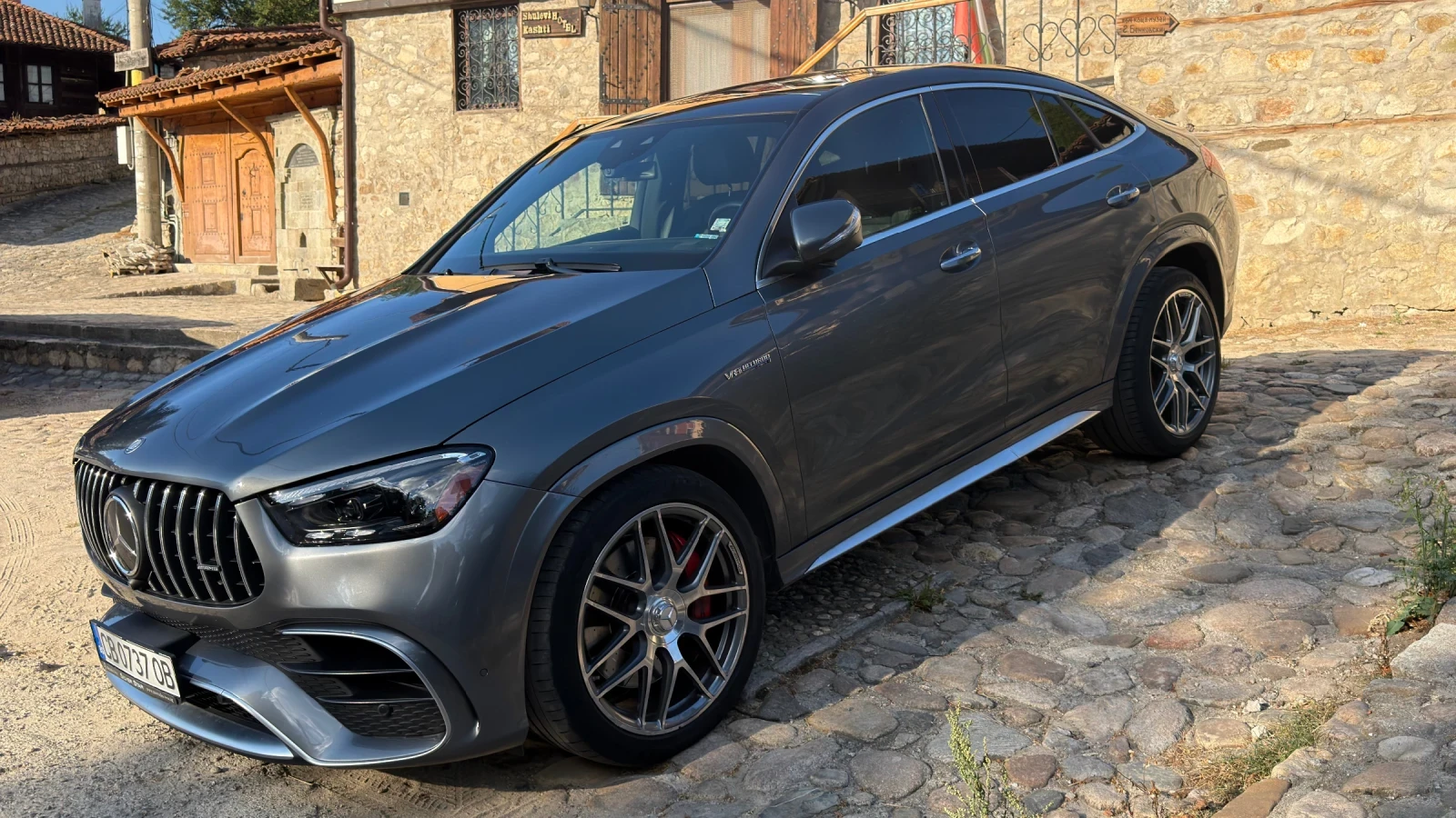 Mercedes-Benz GLE 63 S AMG Coupe 4Matic+ /Pano /Burmesrer /360 / Exclusive, снимка 5 - Автомобили и джипове - 55906075