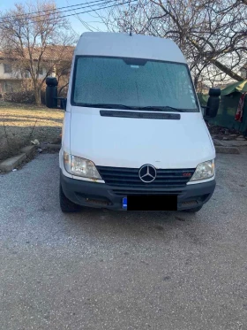     Mercedes-Benz Sprinter 211