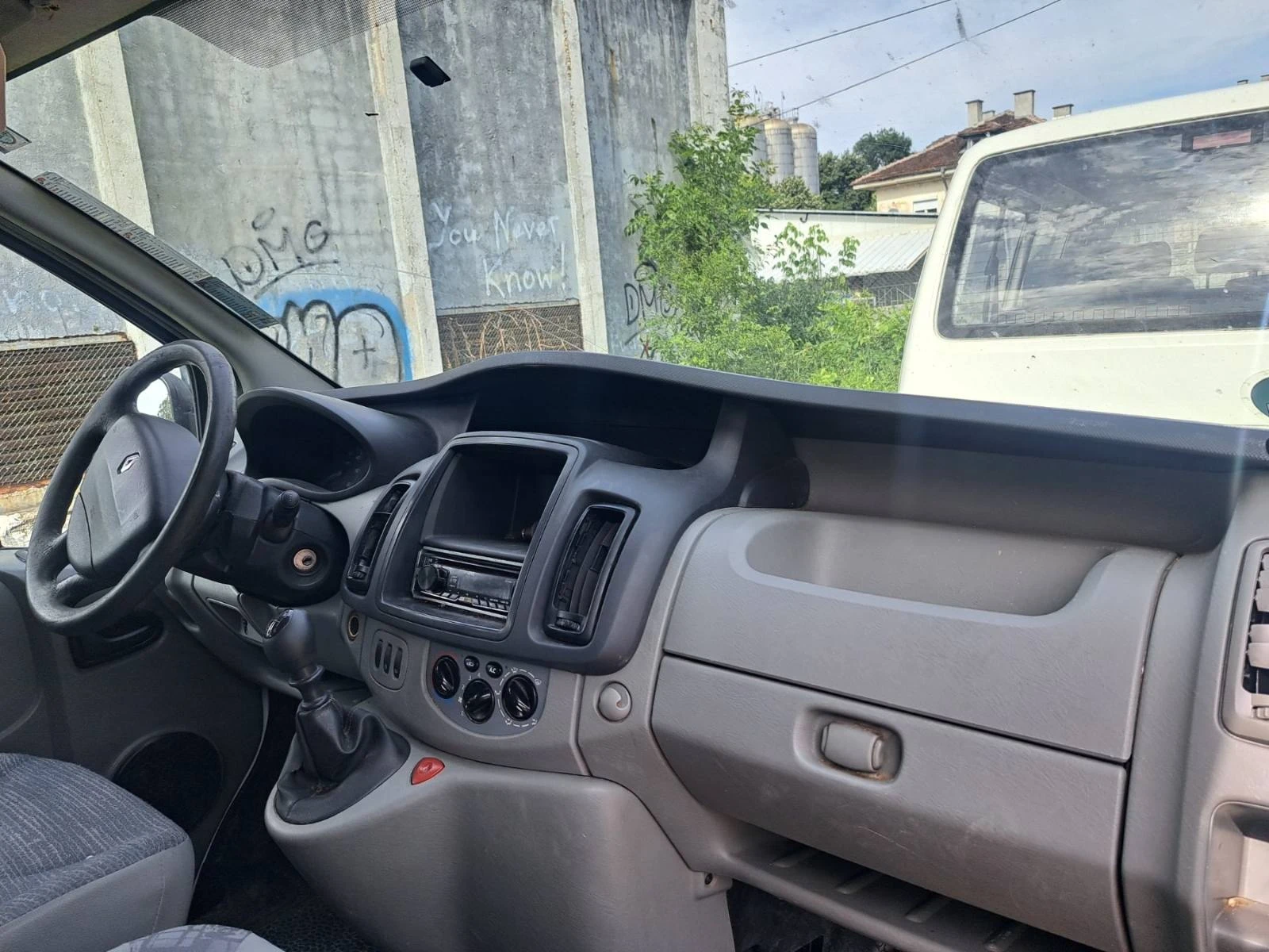 Renault Trafic 2.0 TDI , снимка 5 - Бусове и автобуси - 55445004