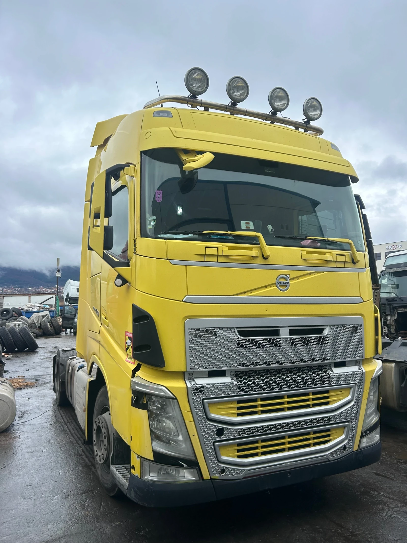 Volvo Fh Euro 6 НА ЧАСТИ, снимка 2 - Камиони - 54000590