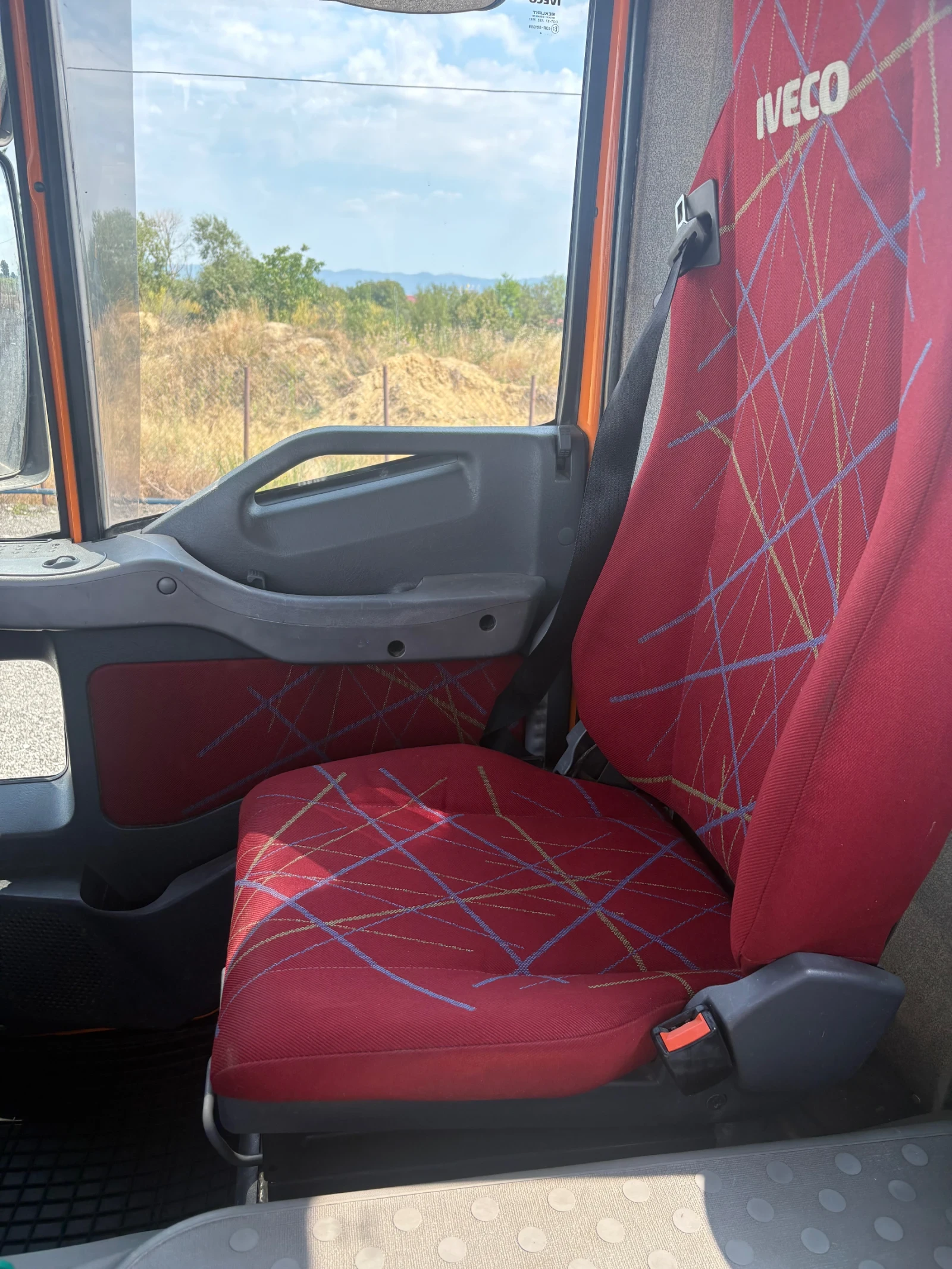 Iveco 19035 AD190S35, снимка 11 - Камиони - 55652739
