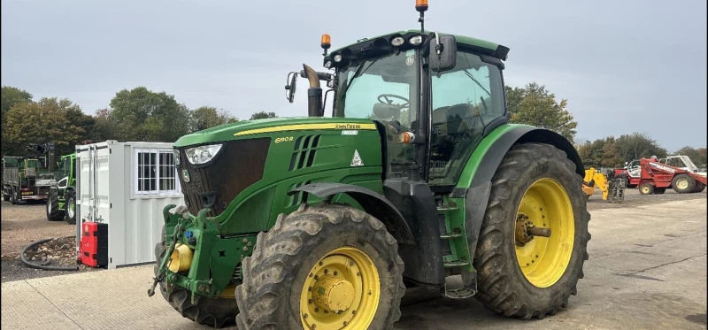 Трактор John Deere 6190R