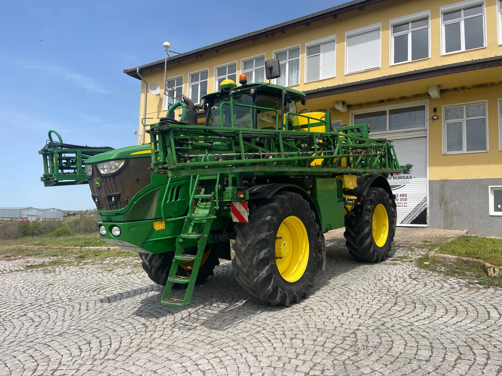 Самоходна пръскачка Друга марка JOHN DEERE R4040i 30 МЕТРА 4000 ЛИТРА ЛИЗИНГ  - изображение 3