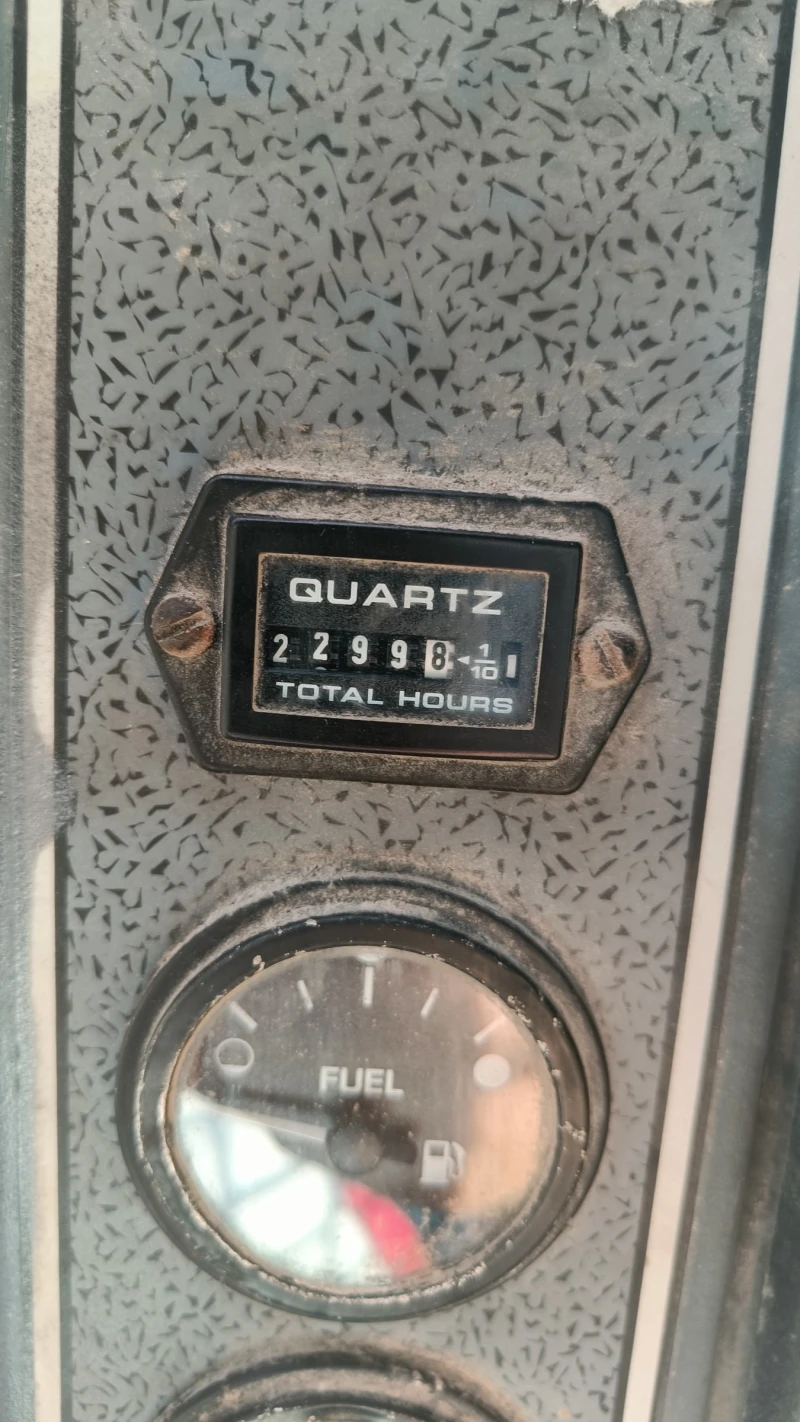 Мини челни товарачи GEHL 5240, снимка 10 - Индустриална техника - 52490267