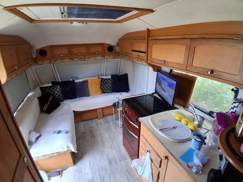 Каравана Avondale LAND RANGER 6400, снимка 6 - Каравани и кемпери - 51492061