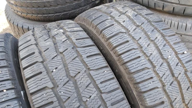 Гуми Зимни 215/65R16, снимка 4 - Гуми и джанти - 27402758