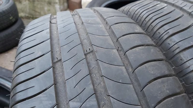 Гуми Летни 215/60R16, снимка 5 - Гуми и джанти - 27726493