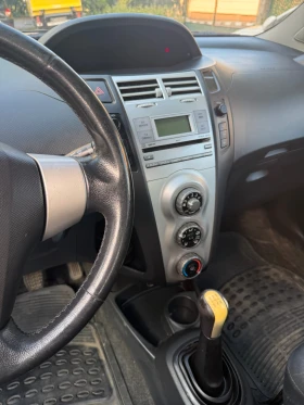 Toyota Yaris, снимка 10