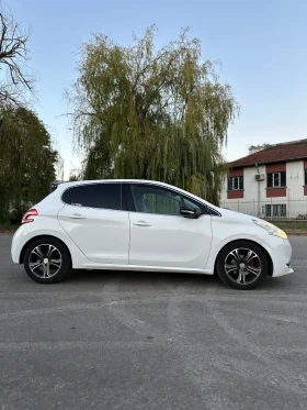 Peugeot 208, снимка 2