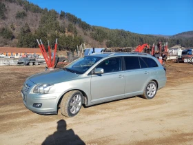 Toyota Avensis 2.2 D-4D 150кс, снимка 10