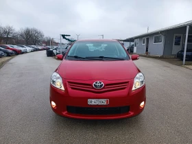 ������ Toyota Auris