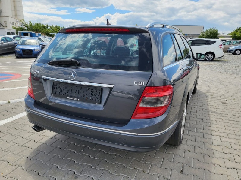 Mercedes-Benz C 220 CDI , снимка 6 - Автомобили и джипове - 46322384