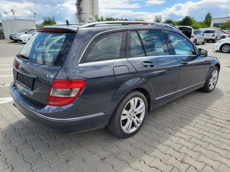 Mercedes-Benz C 220 CDI , снимка 5 - Автомобили и джипове - 47112099