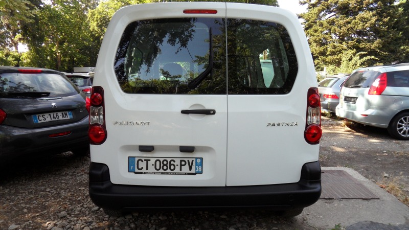Peugeot Partner 1.6HDI/климатик, снимка 6 - Автомобили и джипове - 46468043