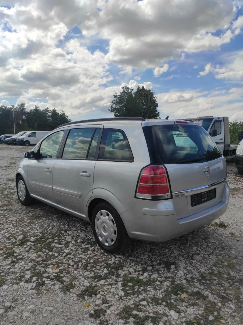 Opel Zafira 7 места , снимка 13 - Автомобили и джипове - 47274463