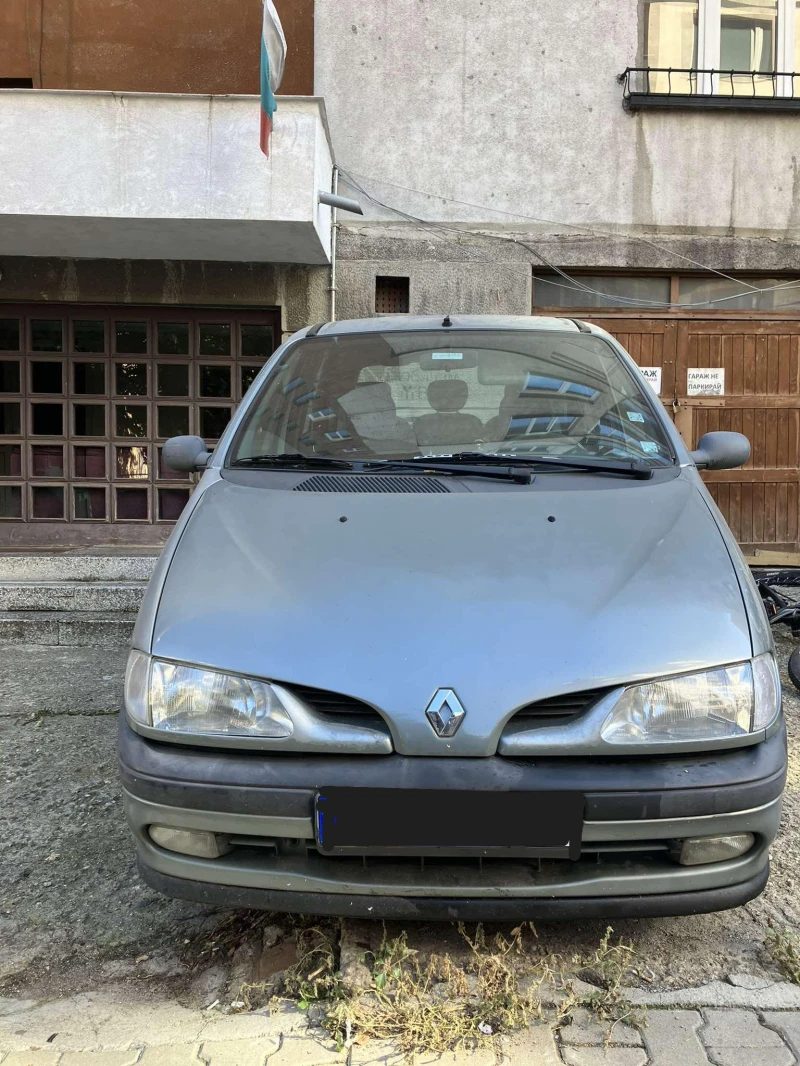 Renault Scenic, снимка 3 - Автомобили и джипове - 47932926