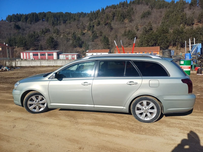 Toyota Avensis 2.2 D-4D 150кс, снимка 9 - Автомобили и джипове - 48634944