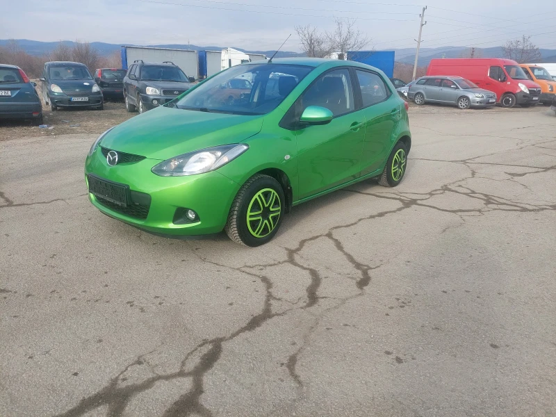 Mazda 2 1.3i 75k.s., снимка 1 - Автомобили и джипове - 49116263