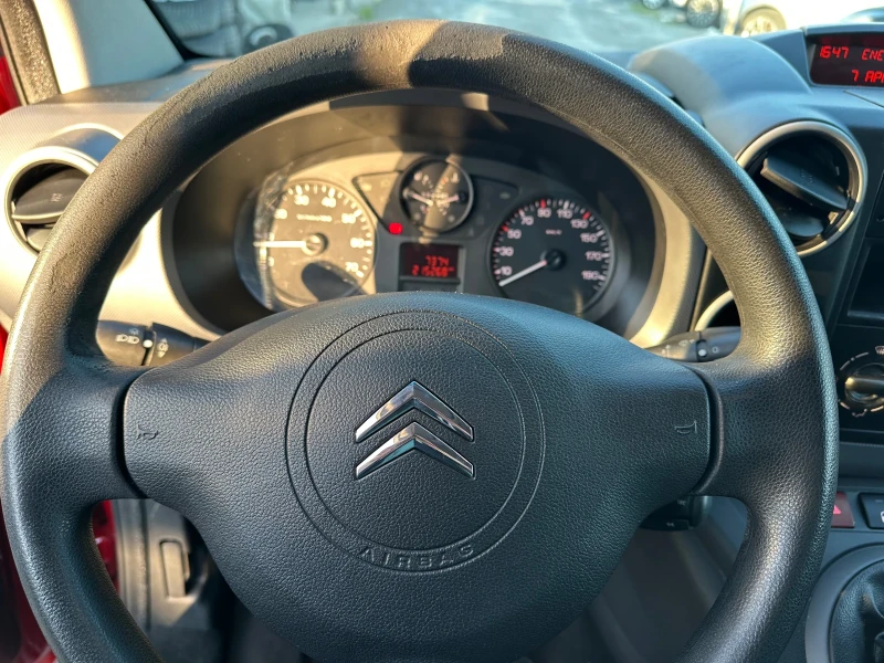 Citroen Berlingo 1.6 HDI-90k.c.-ТОВАРЕН, снимка 9 - Автомобили и джипове - 49818371