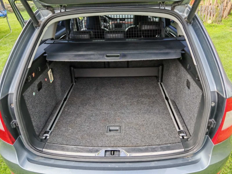 Skoda Superb, снимка 15 - Автомобили и джипове - 51316310