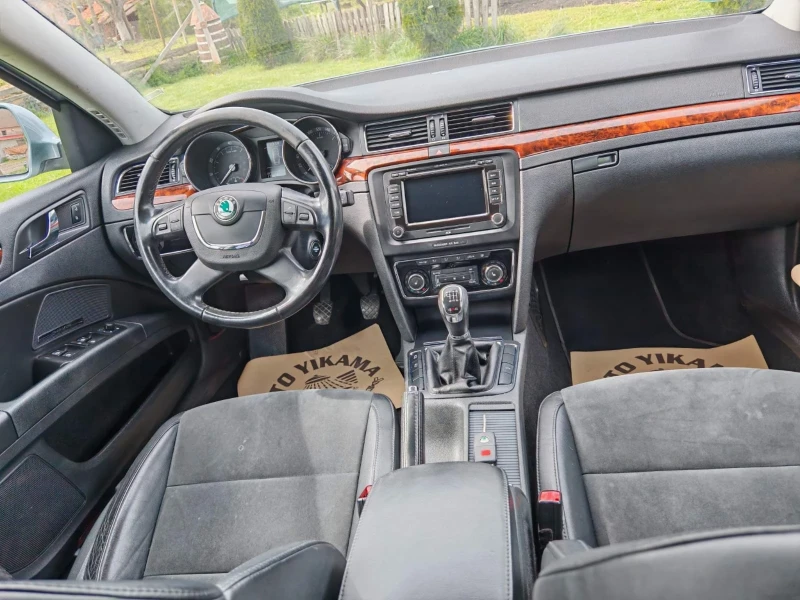 Skoda Superb, снимка 10 - Автомобили и джипове - 51316310