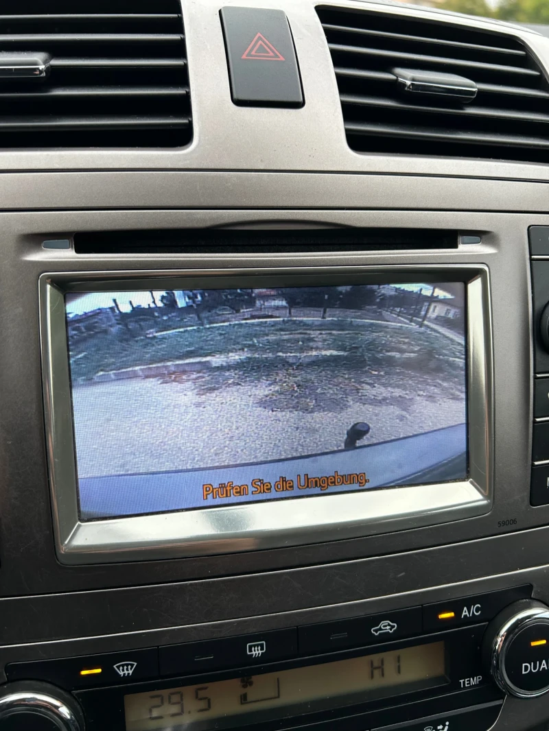 Toyota Avensis D4D, снимка 16 - Автомобили и джипове - 52356732