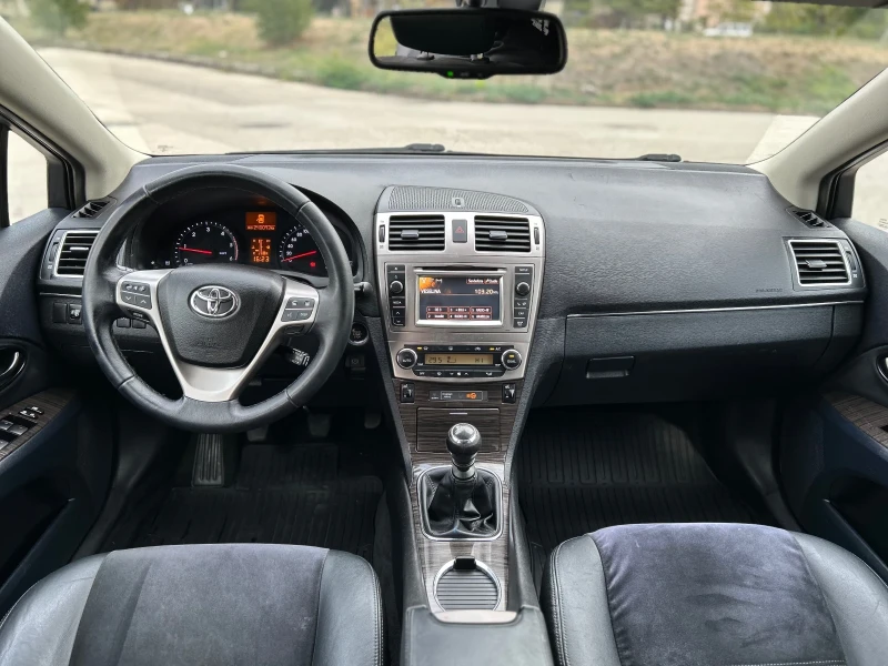 Toyota Avensis D4D, снимка 9 - Автомобили и джипове - 52356732
