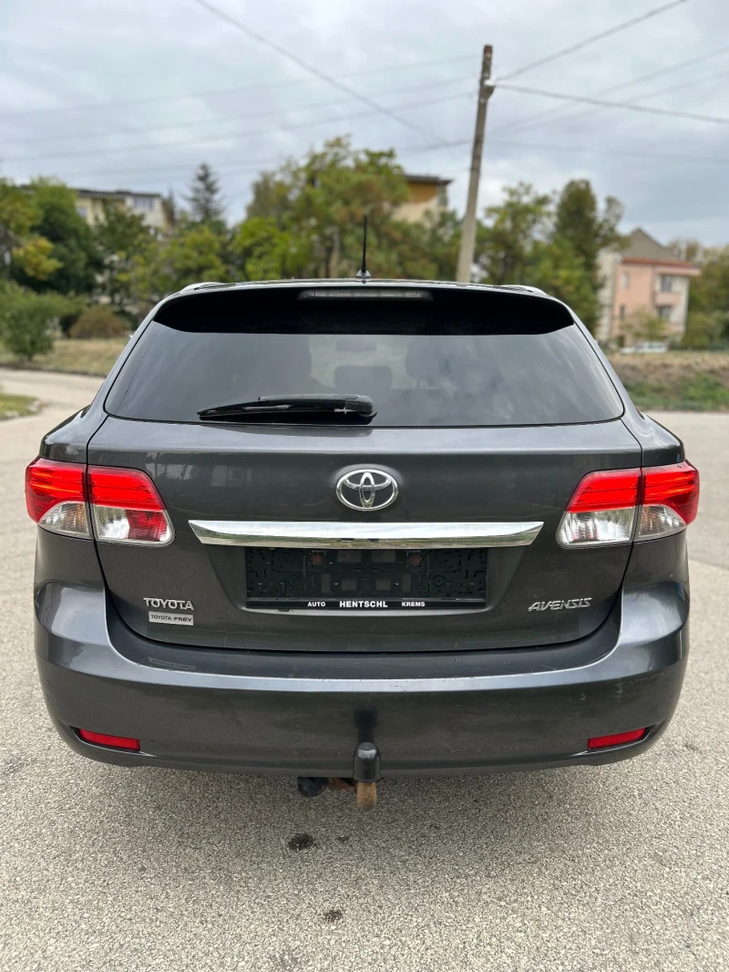 Toyota Avensis D4D, снимка 5 - Автомобили и джипове - 52356732