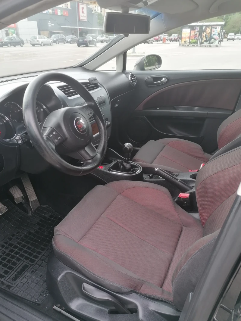 Seat Leon 2.0 16V, снимка 5 - Автомобили и джипове - 52150256