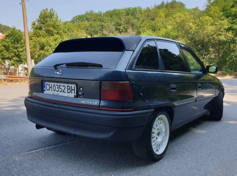 Opel Astra, снимка 4 - Автомобили и джипове - 52340433