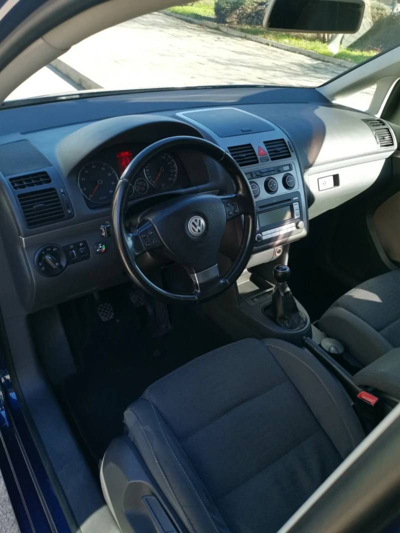 VW Touran Face lift , снимка 8 - Автомобили и джипове - 52424851